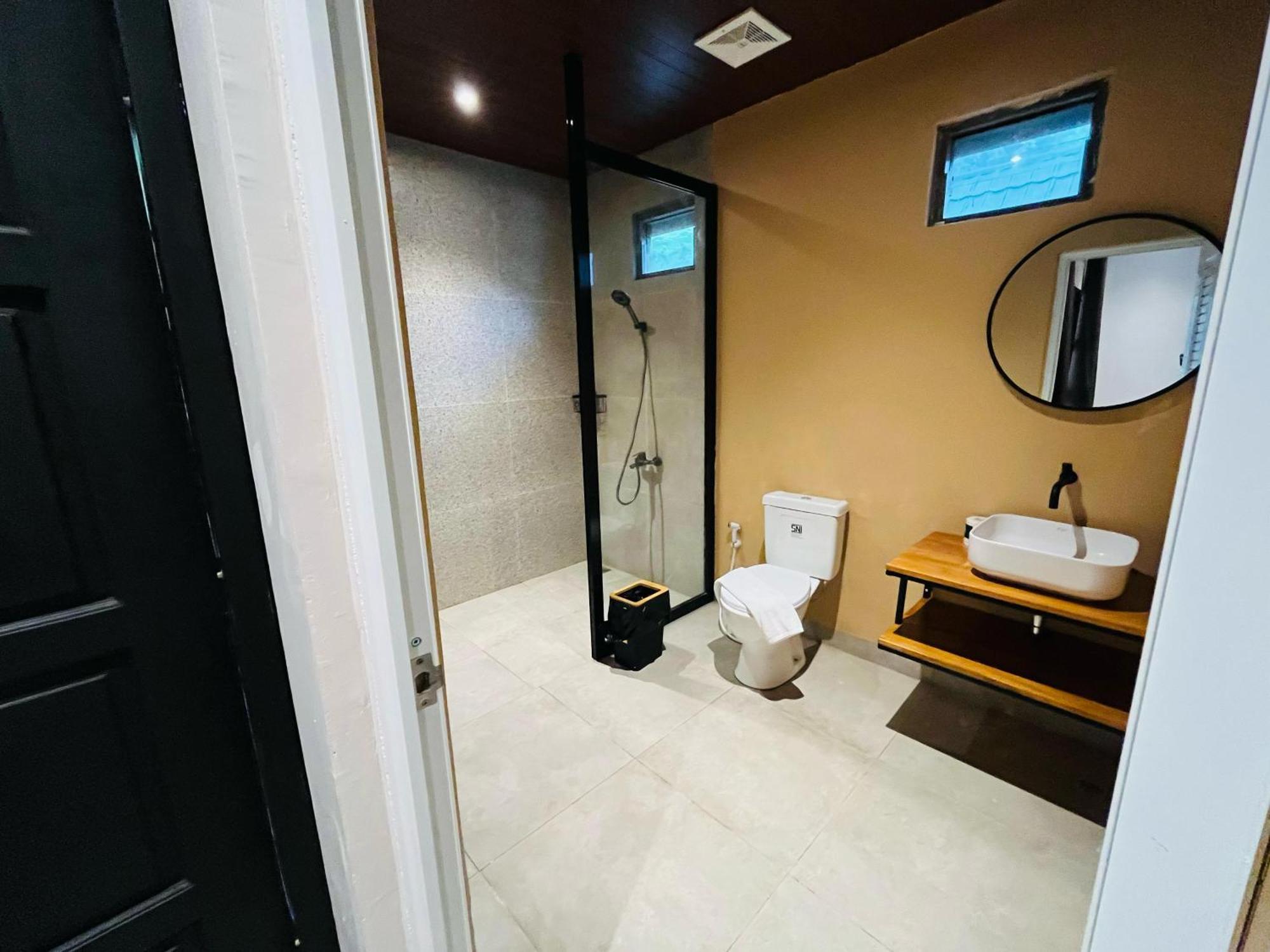 Bayan Village Baturraden Ngoại thất bức ảnh