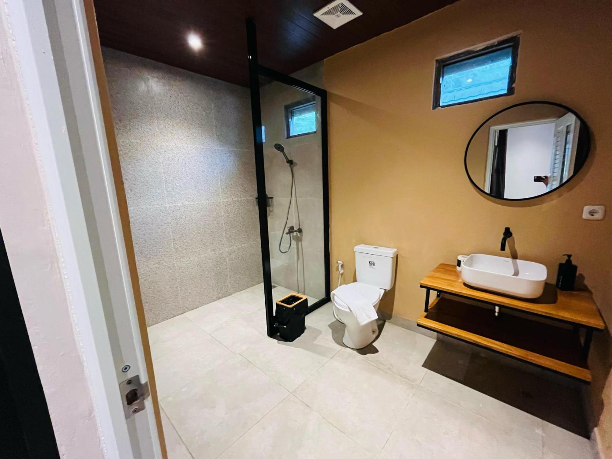 Bayan Village Baturraden Ngoại thất bức ảnh
