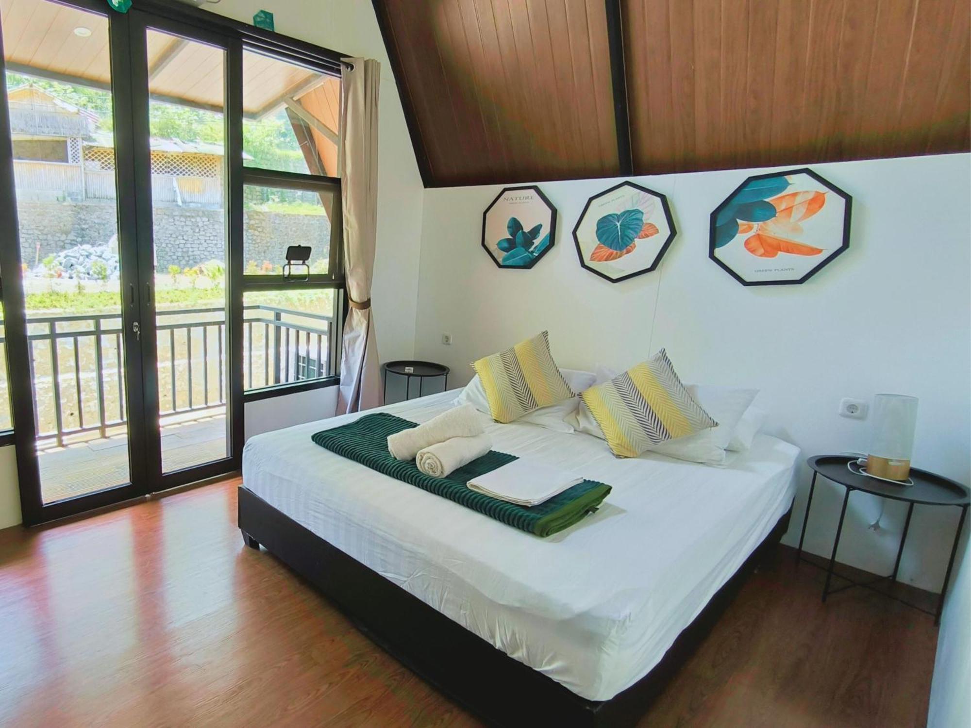Bayan Village Baturraden Ngoại thất bức ảnh