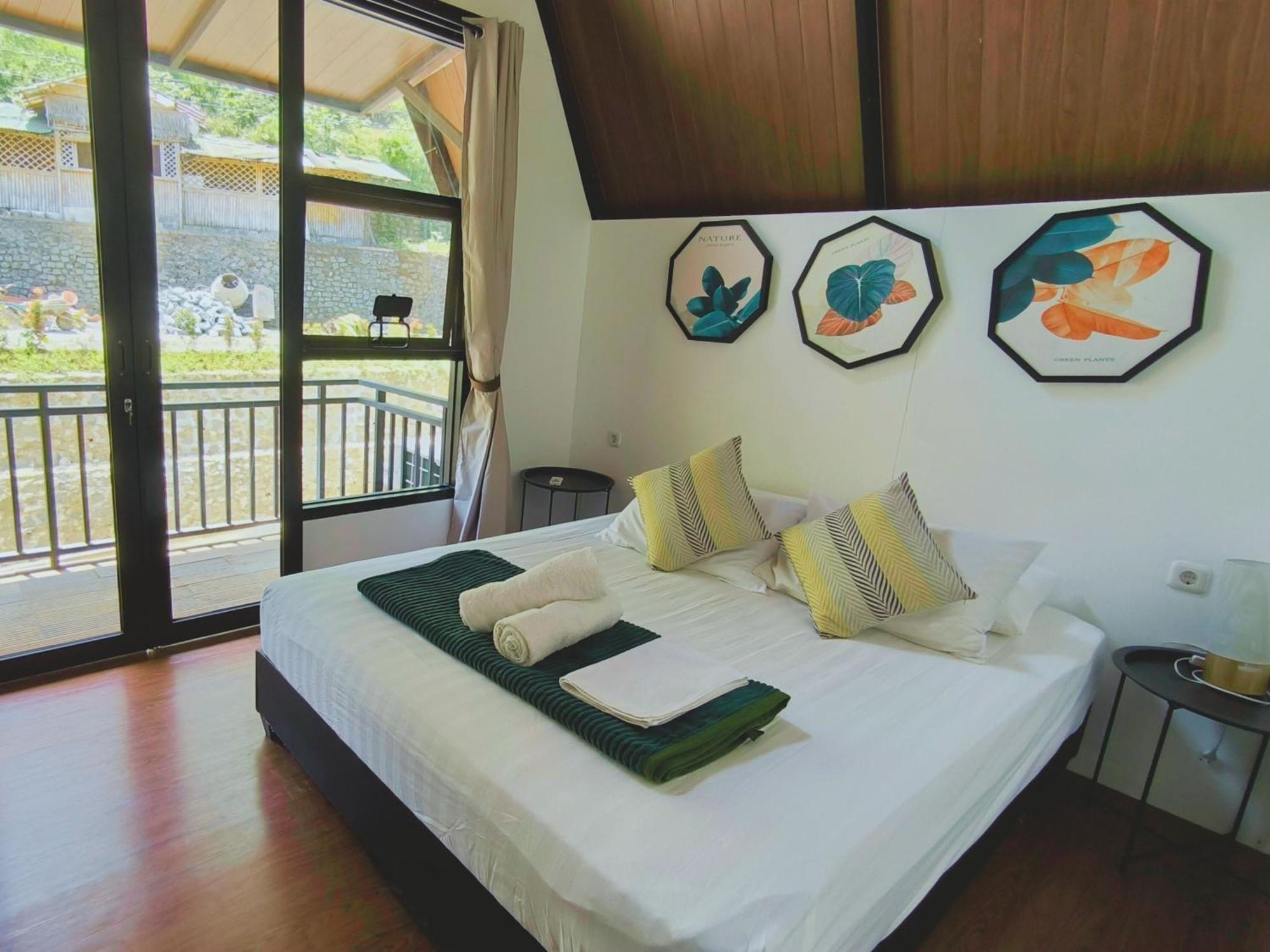 Bayan Village Baturraden Ngoại thất bức ảnh