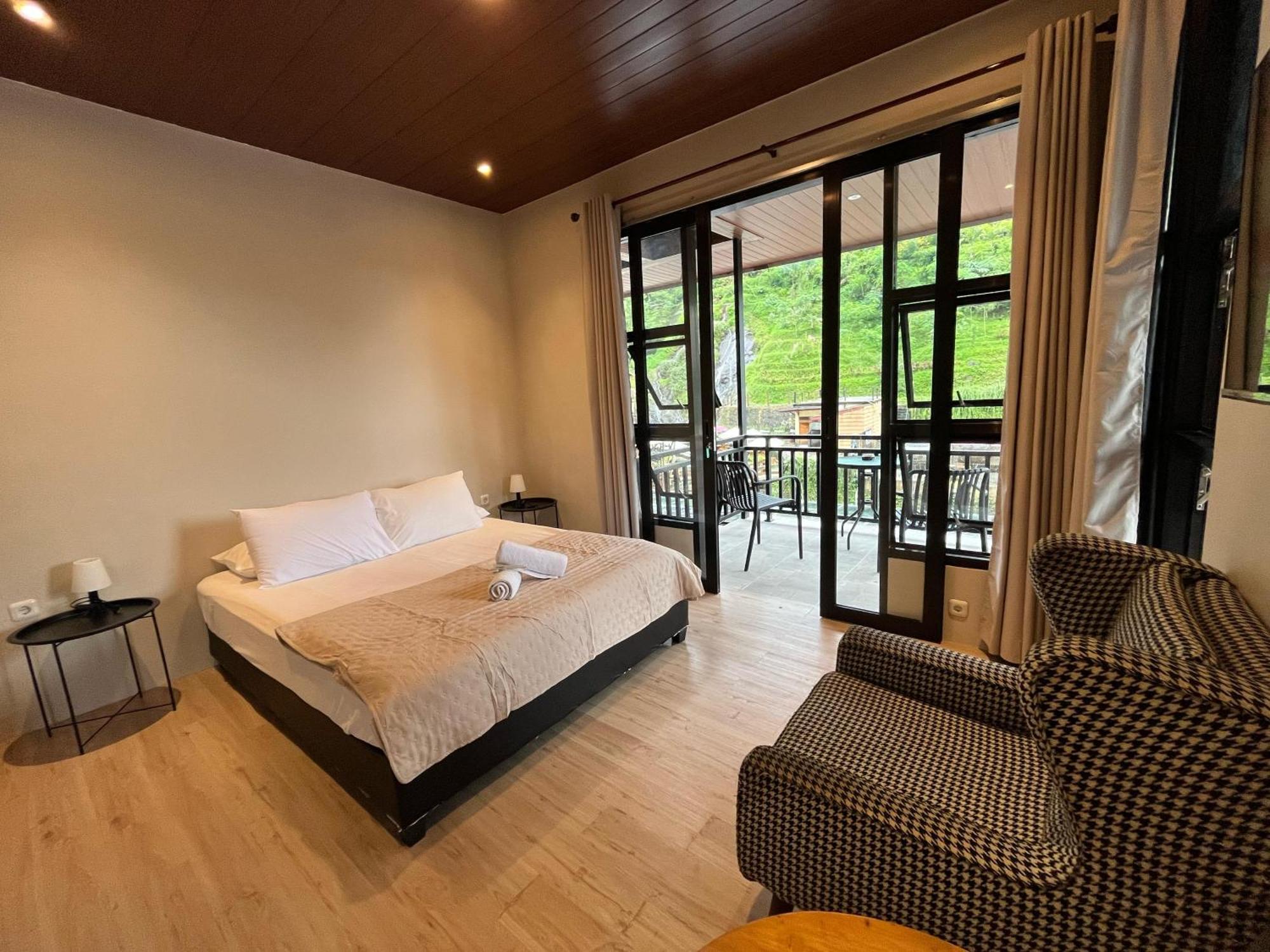 Bayan Village Baturraden Ngoại thất bức ảnh