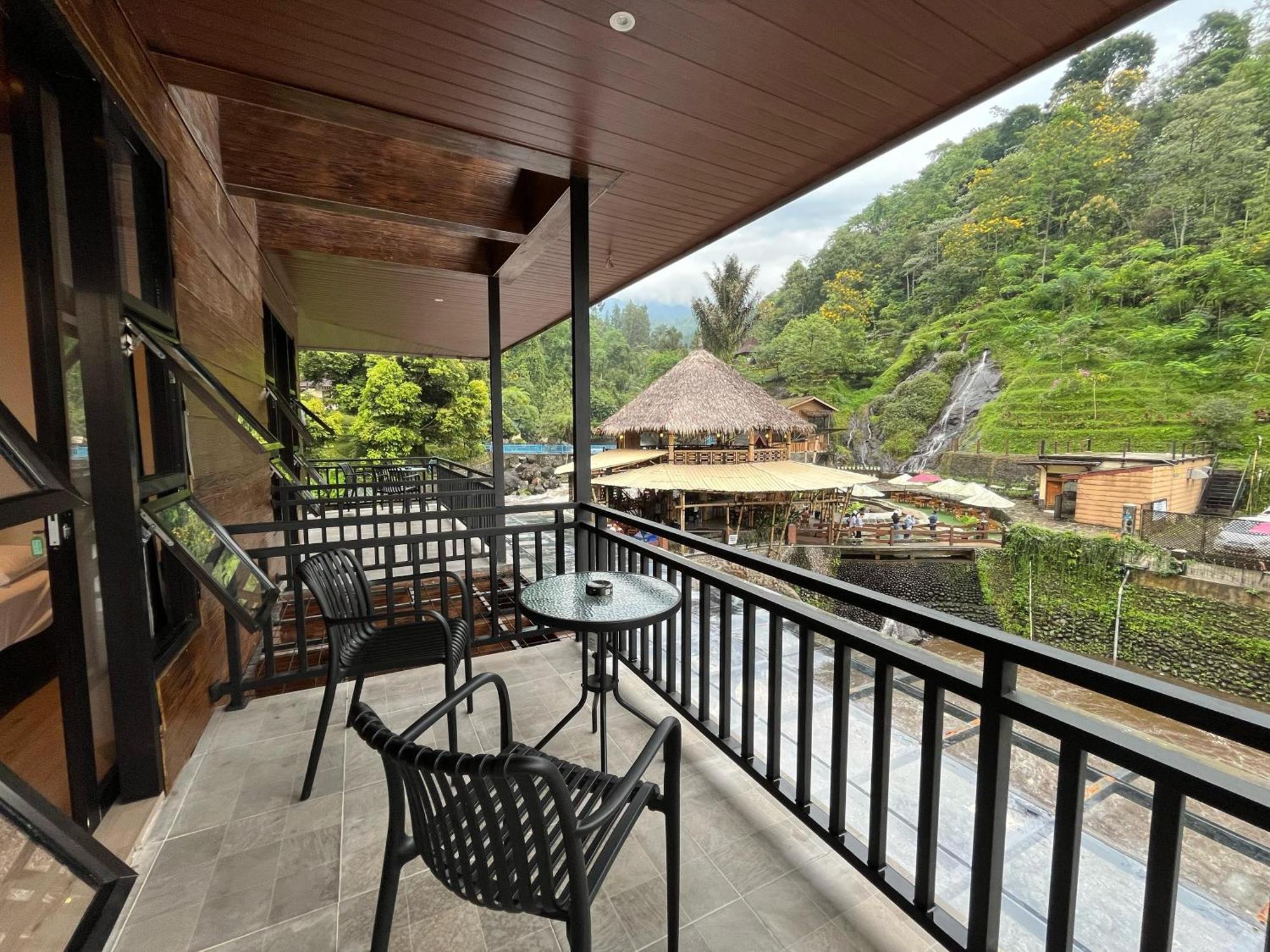 Bayan Village Baturraden Ngoại thất bức ảnh