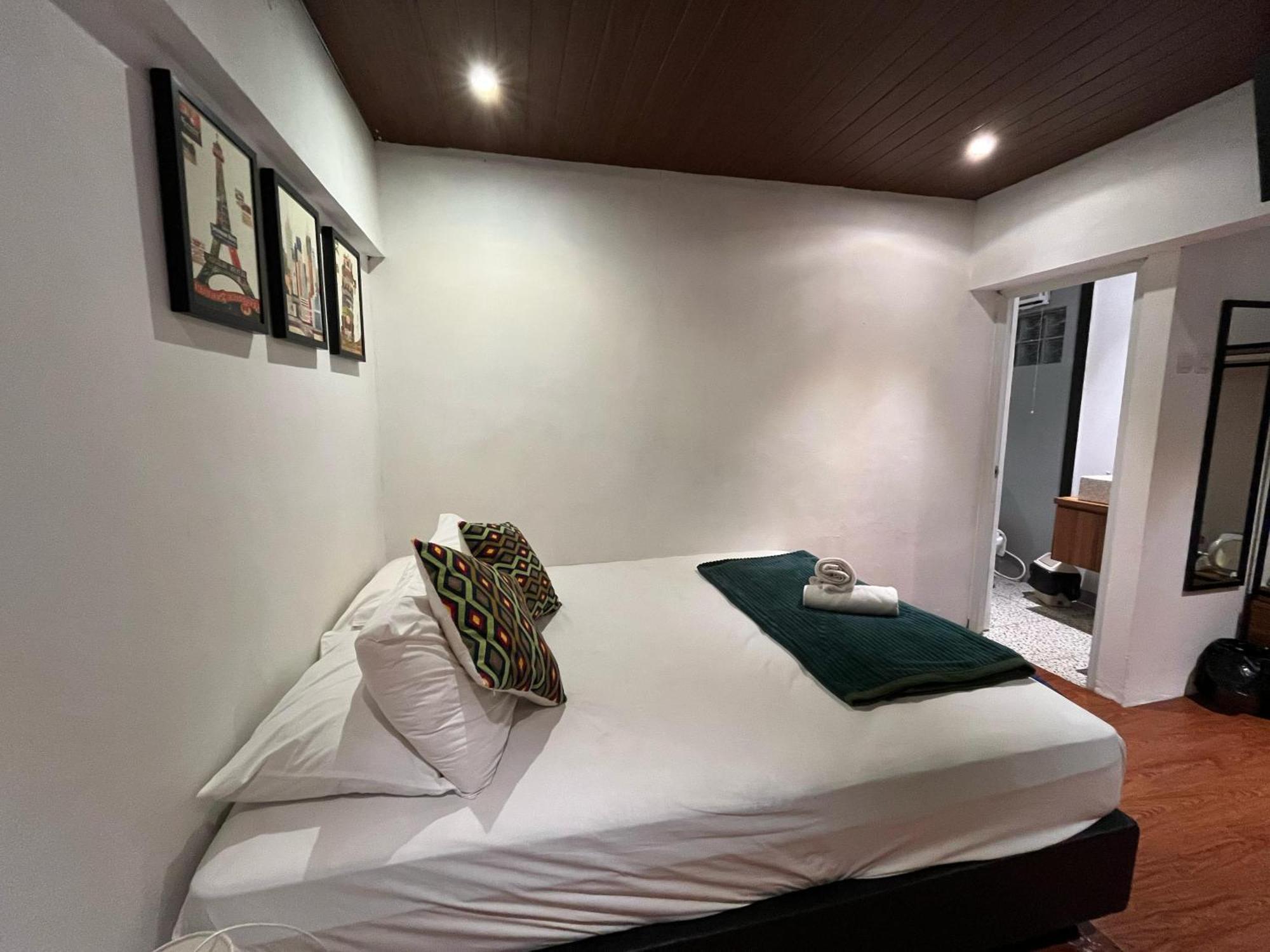 Bayan Village Baturraden Ngoại thất bức ảnh